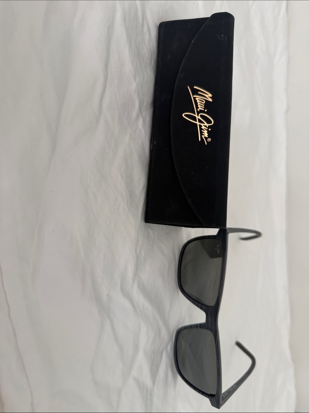 Maui Jim Black Sunglasses with Gold Logo Case